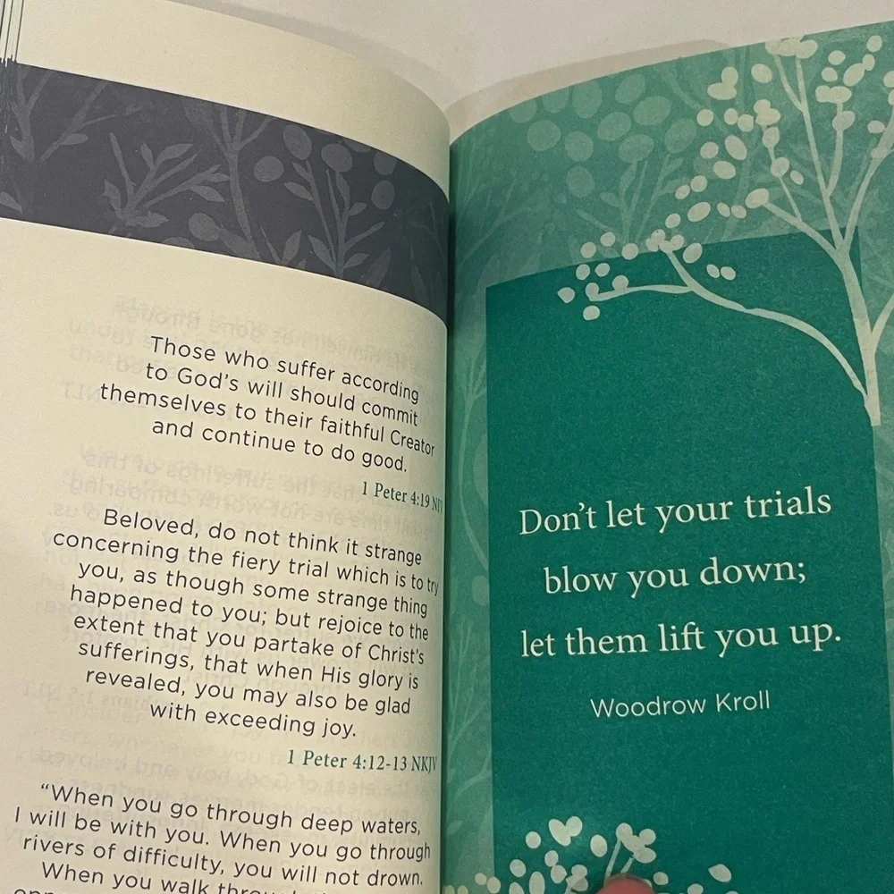 Amazing Grace Faith Based Promise Book with Jewelry Bundle Inspirational Gift